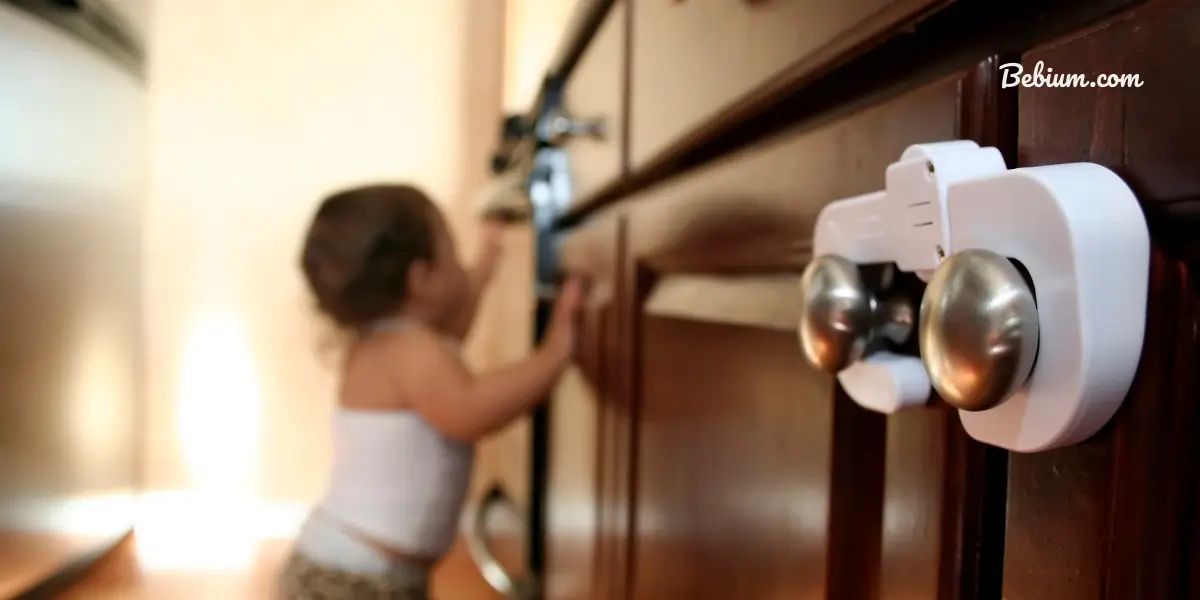 Bebek odası dekorasyonu 2025 güvenli mobilya